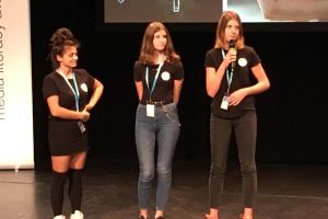 PHOTO 2019 11 06 20 37 03